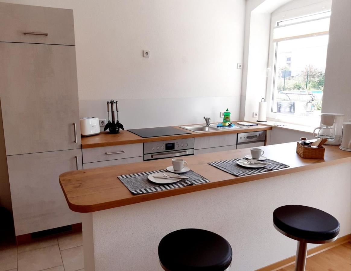 Stadtoase Geraeumige Gaestewohnungen Mit Balkon, Komfort, Modernitaet Und Ruhe, Fuer Monteure Geeignet, Free Wifi Frankenberg المظهر الخارجي الصورة