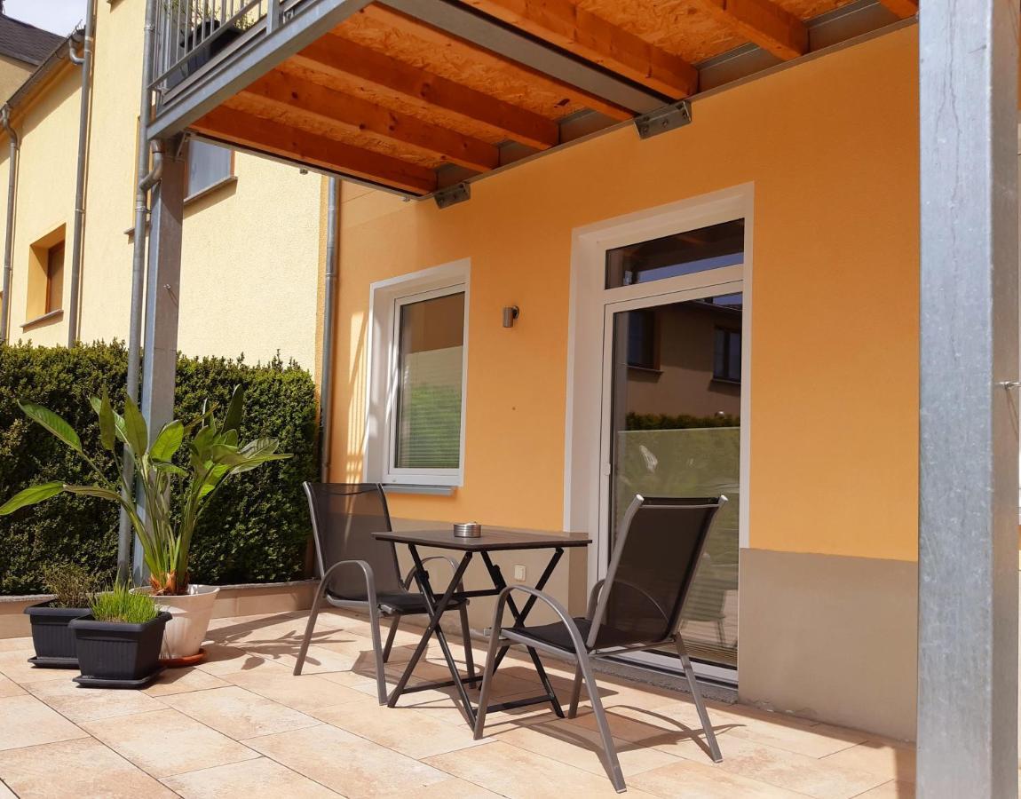 Stadtoase Geraeumige Gaestewohnungen Mit Balkon, Komfort, Modernitaet Und Ruhe, Fuer Monteure Geeignet, Free Wifi Frankenberg المظهر الخارجي الصورة