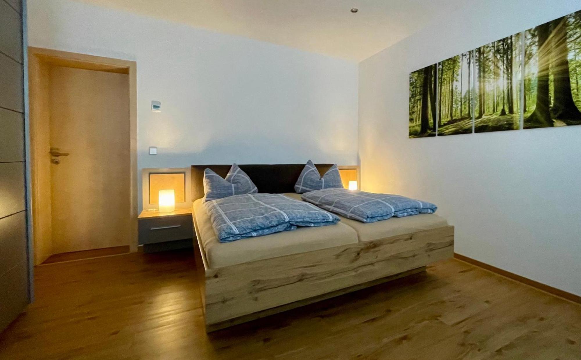 Stadtoase Geraeumige Gaestewohnungen Mit Balkon, Komfort, Modernitaet Und Ruhe, Fuer Monteure Geeignet, Free Wifi Frankenberg المظهر الخارجي الصورة